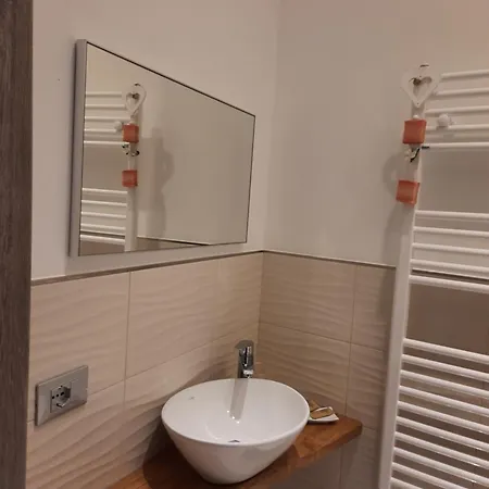 Le Tre Fate 瓦拉泽